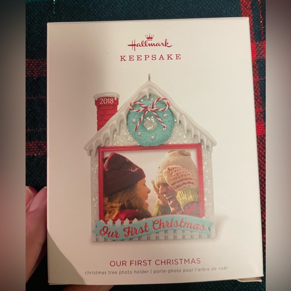 NIB 2018 Hallmark Keepsake Christmas Ornament “Our 1st Christmas” Photo Holder - Picture 3 of 6
